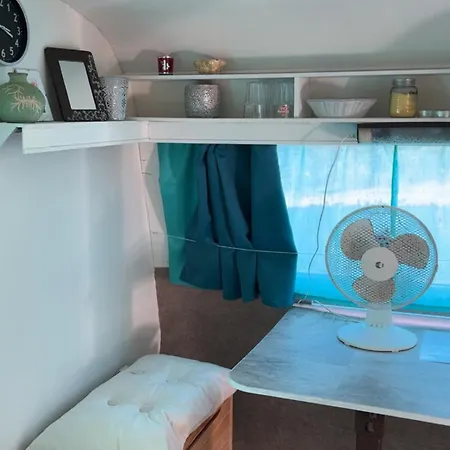 Lantställe Roulotte Individuelle Dans Le Maquis Corse