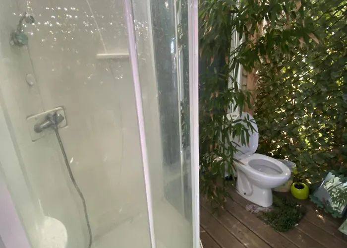 Roulotte Individuelle Dans Le Maquis Corse Landhuis