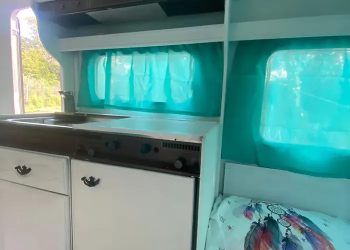 Kır Evi Roulotte Individuelle Dans Le Maquis Corse *